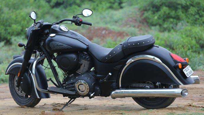 indian-chief-dark-horse-road-test-review-ptharyan-3-25.jpg