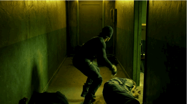 daredevil-102-flipkick.gif