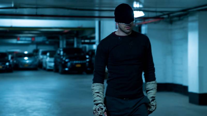 heres-the-reason-why-daredevil-is-wearing-his-black-suit-again-in-season-3-social.jpg